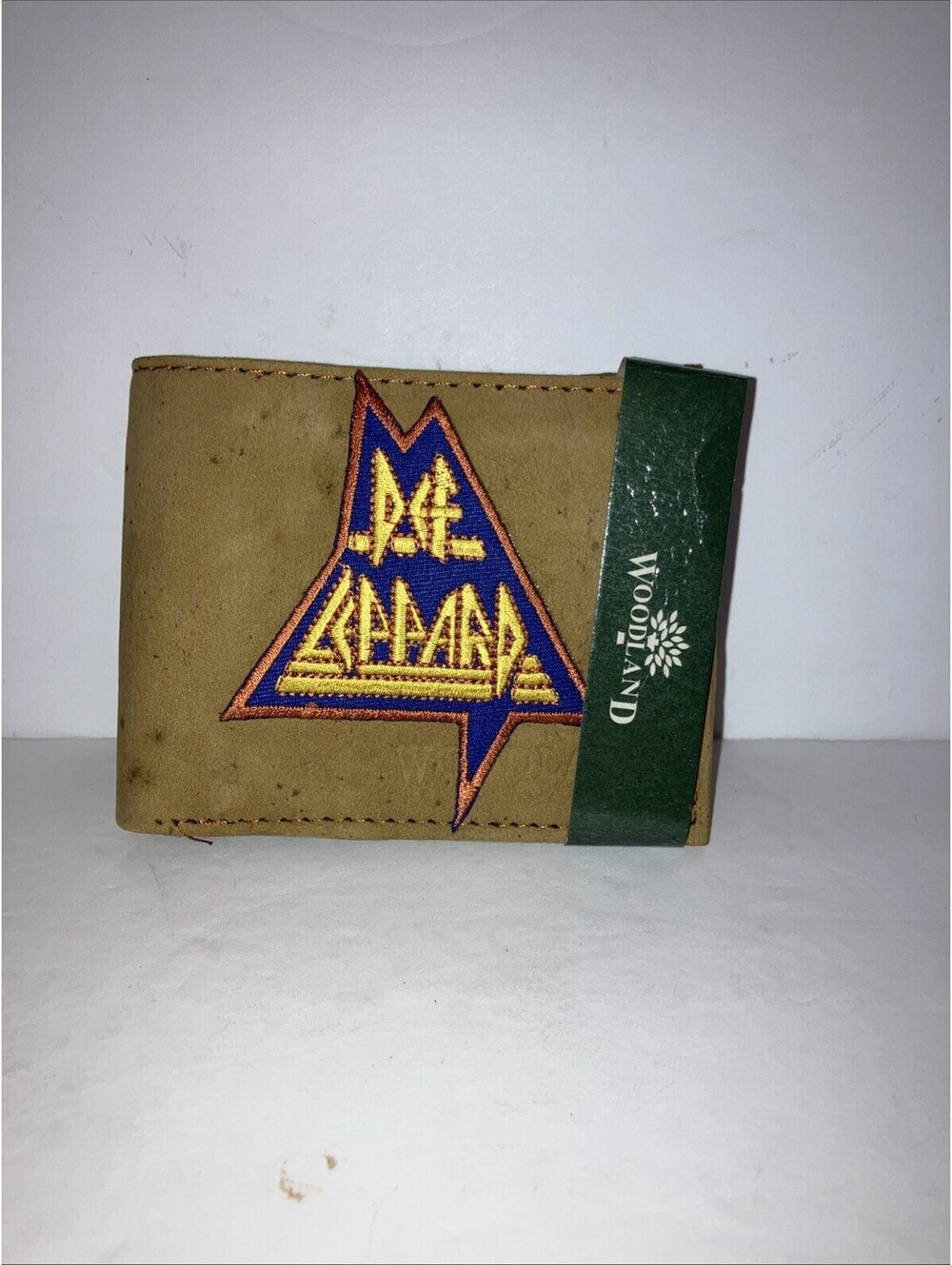 Custom DEF LEPPARD Leather Bi Fold Woodland Brown Wallet NEW